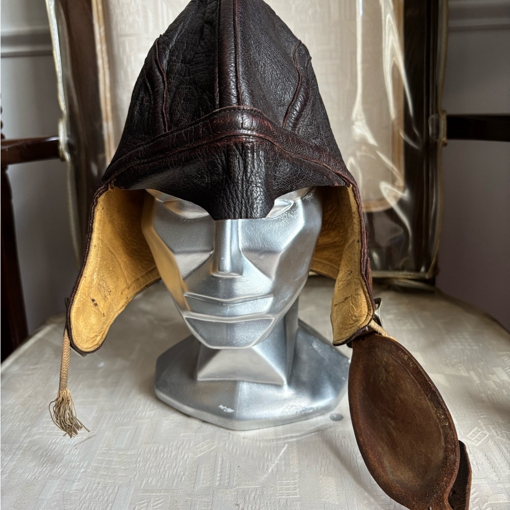 World War 2 US Navy Pilot Leather Flight Helmet Hat Cap NAF 1092 Slote & Klein - Picture 2 of 8
